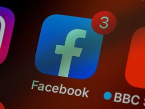 Read more about the article How to Fix Facebook Notifications Not Loading